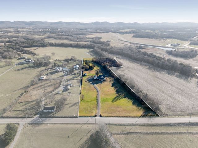 5650 Sledge Rd, Christiana, TN 37037