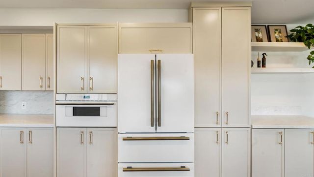 5740 Daffodil Lane, San Diego, CA 92120