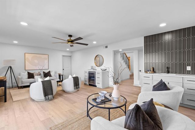 5740 Daffodil Lane, San Diego, CA 92120