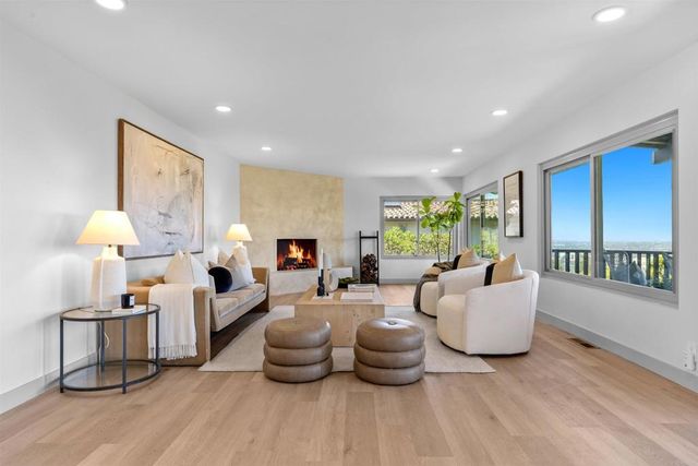5740 Daffodil Lane, San Diego, CA 92120