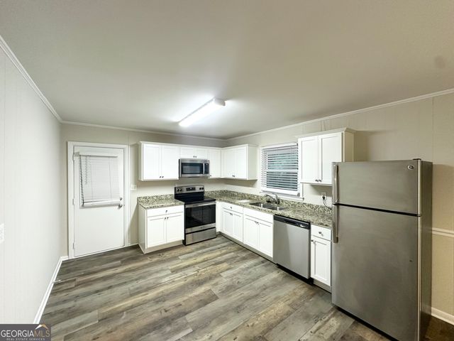 3361 Glenview Circle SW, Atlanta, GA 30331