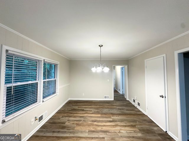 3361 Glenview Circle SW, Atlanta, GA 30331
