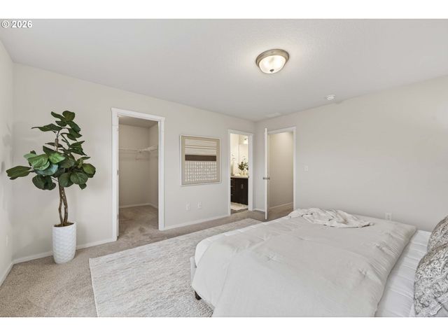 13812 Ne 8TH Way, Vancouver, WA 98684