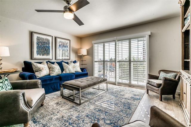 1110 Sherwood Lane 212, Nichols Hills, OK 73116