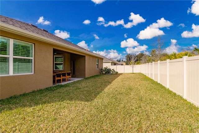 155 52nd Square, Vero Beach, FL 32968