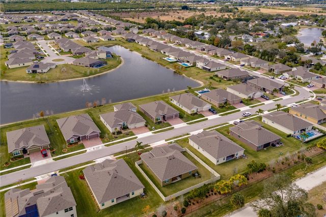 155 52nd Square, Vero Beach, FL 32968