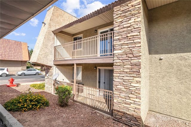 4480 Sandy River Drive 64, Las Vegas, NV 89103