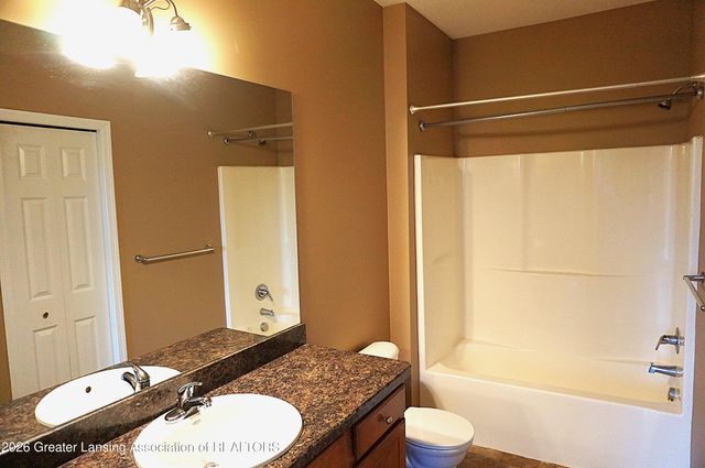 15136 Via Carmella Drive, Dewitt, MI 48820