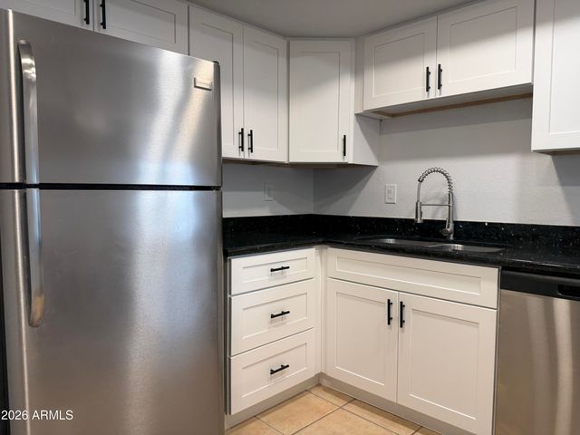 1051 S DOBSON Road 194, Mesa, AZ 85202