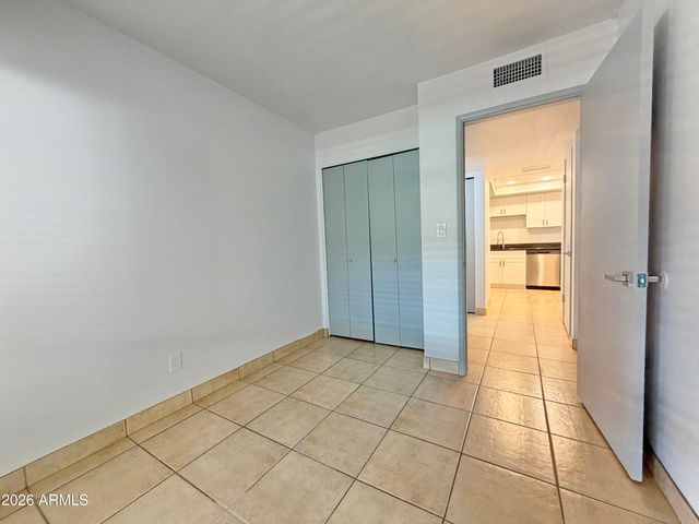 1051 S DOBSON Road 194, Mesa, AZ 85202