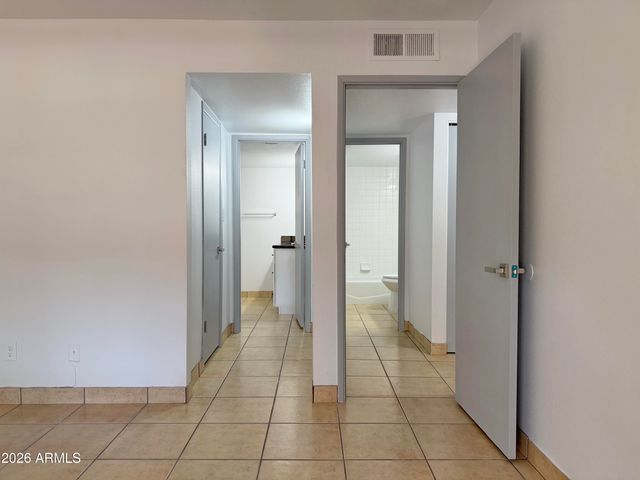 1051 S DOBSON Road 194, Mesa, AZ 85202