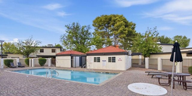 1051 S DOBSON Road 194, Mesa, AZ 85202