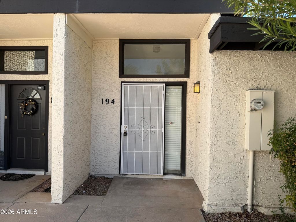 1051 S DOBSON Road 194, Mesa, AZ 85202