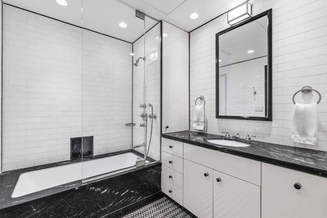 126 E 74th Street, New York City, NY 10021