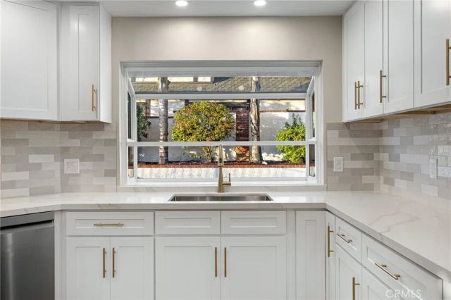 514 N Valley Center Avenue, Glendora, CA 91741