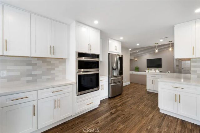 514 N Valley Center Avenue, Glendora, CA 91741