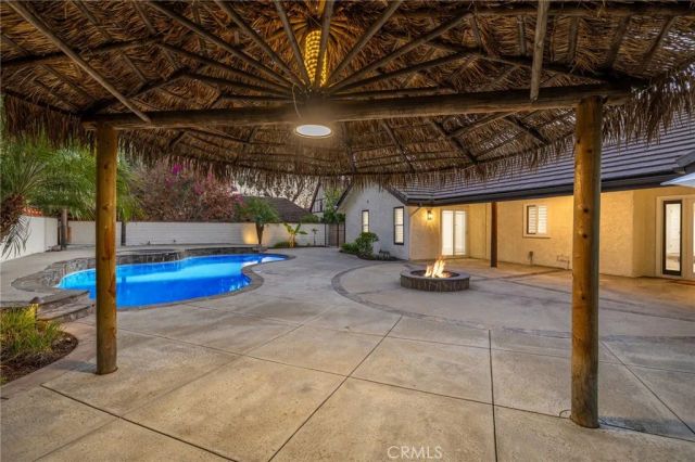 514 N Valley Center Avenue, Glendora, CA 91741