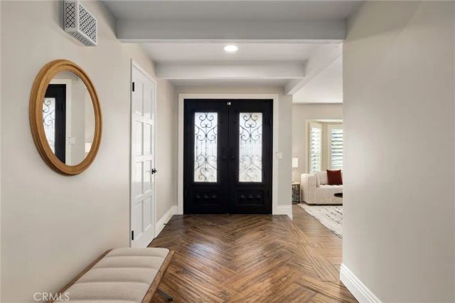 514 N Valley Center Avenue, Glendora, CA 91741