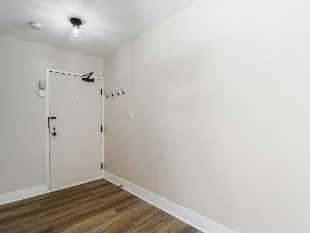 30 E Elm Street 18B, Chicago, IL 60611 — photo 5