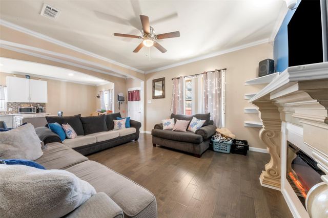 588 Road 5705, Cleveland, TX 77327