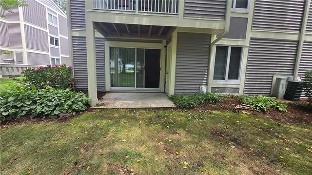 1009 Autumn Woods Ln Apt 104, Virginia Beach, VA 23454