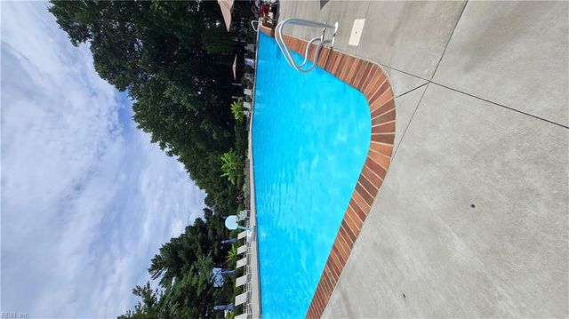 1009 Autumn Woods Ln Apt 104, Virginia Beach, VA 23454
