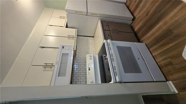 1009 Autumn Woods Ln Apt 104, Virginia Beach, VA 23454