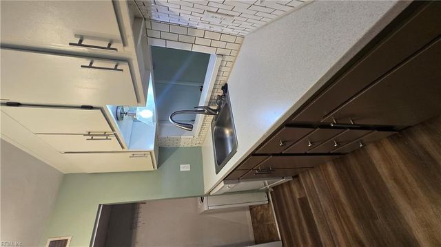 1009 Autumn Woods Ln Apt 104, Virginia Beach, VA 23454