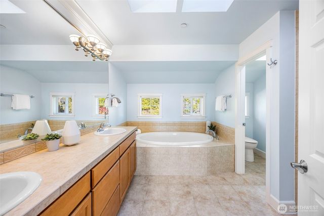 16717 168th Terrace SE, Renton, WA 98058