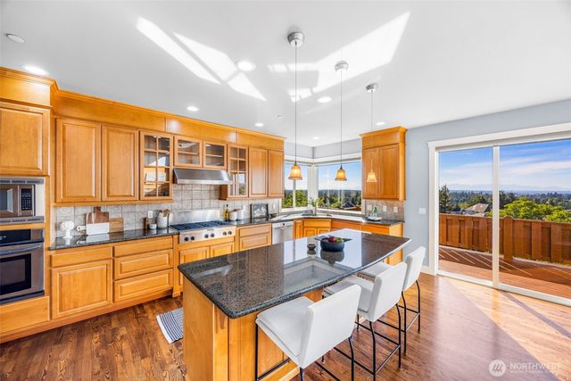 16717 168th Terrace SE, Renton, WA 98058