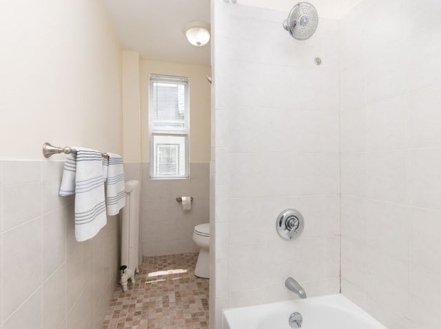 158 Neponset Ave 1, Boston, MA 02122