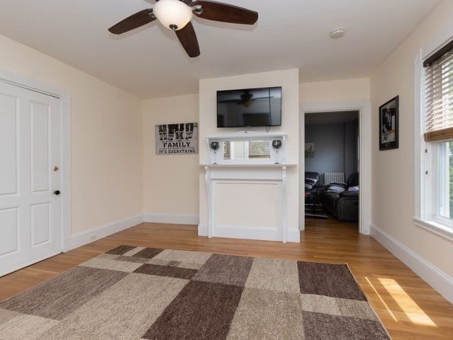 158 Neponset Ave 1, Boston, MA 02122