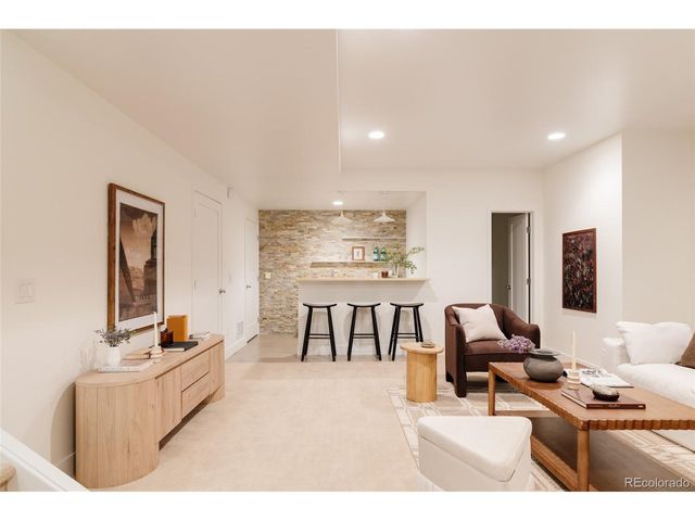 2364 W 33rd Ave, Denver, CO 80211