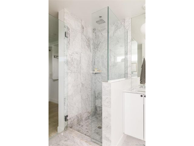 2364 W 33rd Ave, Denver, CO 80211