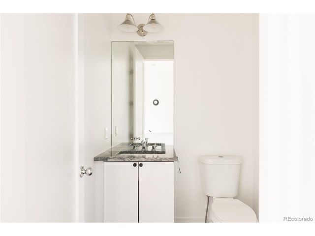 2364 W 33rd Ave, Denver, CO 80211