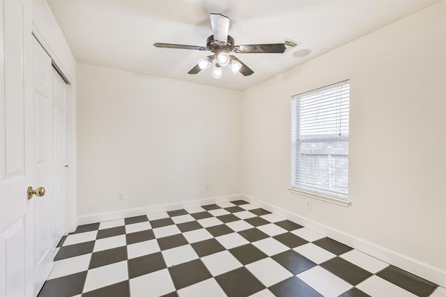 7 Heron Hollow Court, The Woodlands, TX 77382