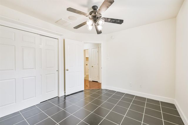 7 Heron Hollow Court, The Woodlands, TX 77382