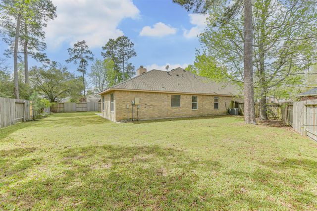 7 Heron Hollow Court, The Woodlands, TX 77382