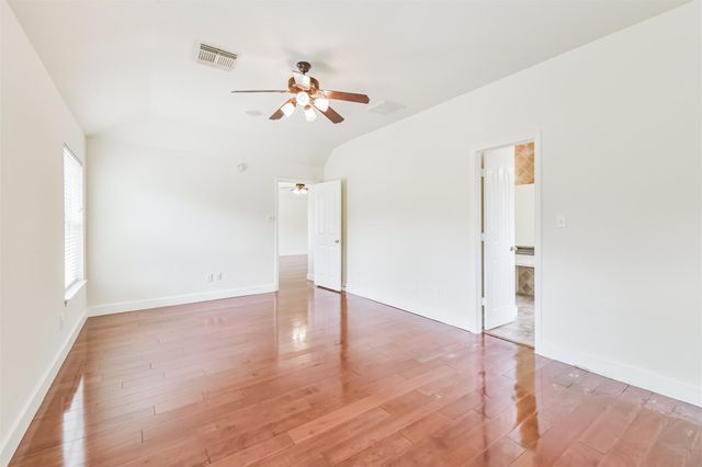 7 Heron Hollow Court, The Woodlands, TX 77382