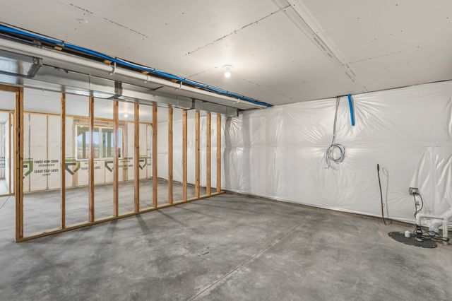 308 N 20th Street, Indianola, IA 50125