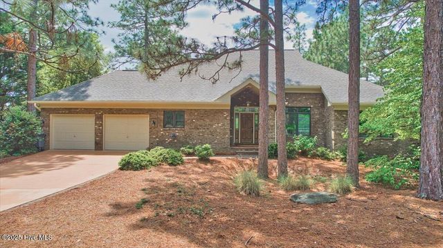 38 Pinebrook Drive, Pinehurst, NC 28374
