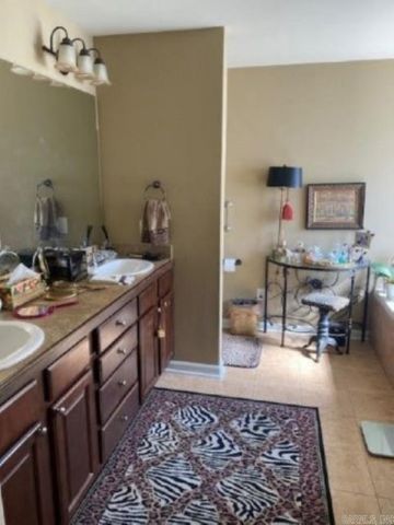 333 AUTUMN RIDGE, Hot Springs National Park, AR 71913