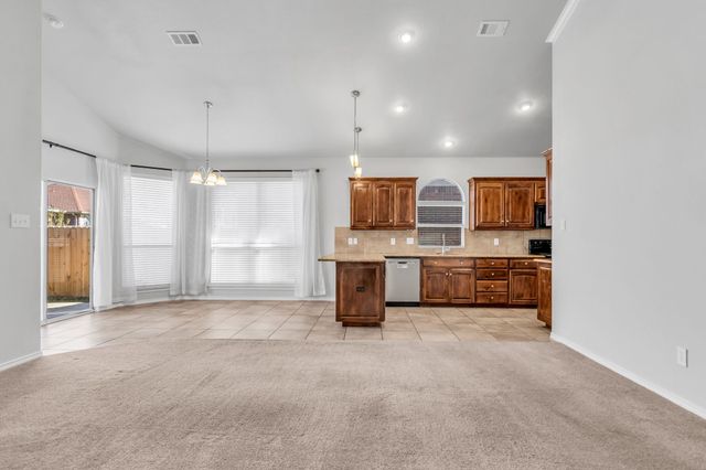 2417 Priscella Drive, Fort Worth, TX 76131