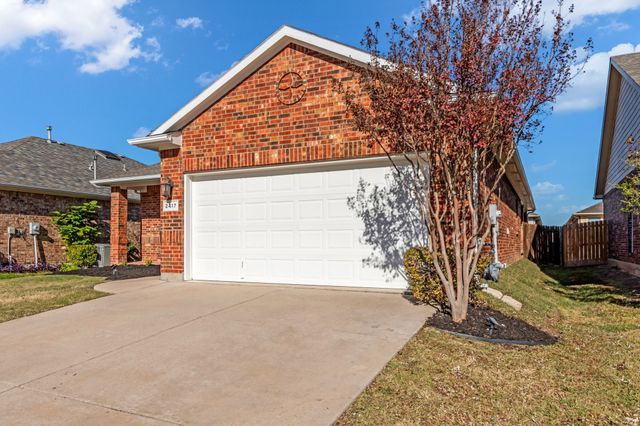 2417 Priscella Drive, Fort Worth, TX 76131