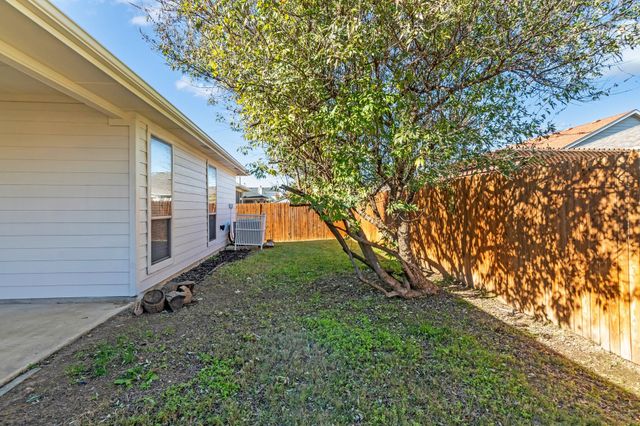 2417 Priscella Drive, Fort Worth, TX 76131