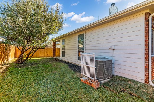 2417 Priscella Drive, Fort Worth, TX 76131