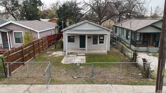 2038 Hidalgo, San Antonio, TX 78207