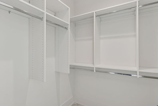 804 Great Oaks Trail, Eagan, MN 55123