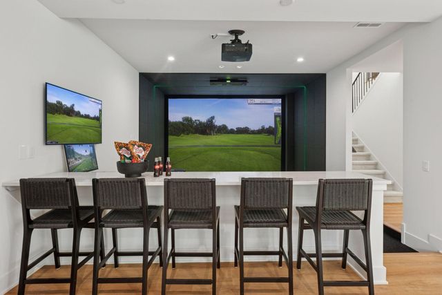 804 Great Oaks Trail, Eagan, MN 55123