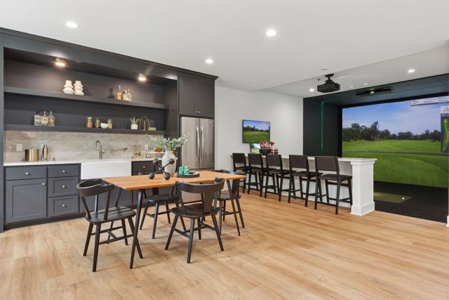 804 Great Oaks Trail, Eagan, MN 55123